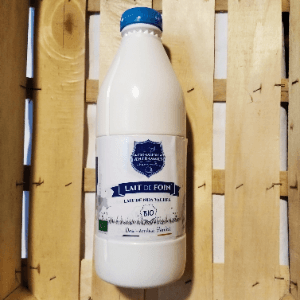 LAIT BIO demi-écrémé stérilisé de vaches nourries d'herbe et de foin - 1 litre -